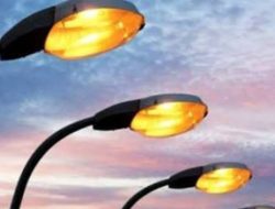 Dishub Baubau Inovasi, Mengontrol PJU Lewat Smartphone