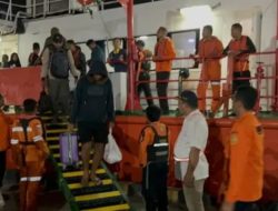 Tim SAR evakuasi 139 penumpang kapal yang kecelakaan di Pulau Wawonii