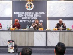 Tinjau Kantah Kabupaten Banyumas, Wamen Ossy Tekankan Pentingnya Peningkatan Kualitas Layanan