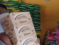 Bulog Baubau Distribusi Minyakita 8.900 Liter di Pasaran