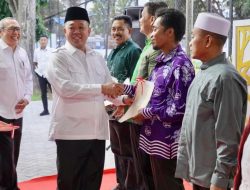 Percepat Sertipikasi Tanah Wakaf, Menteri ATR/BPN Serahkan 33 Sertipikat untuk Rumah Ibadah di Sulawesi Tengah
